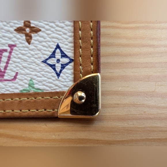 Louis Vuitton Wallet - Picture 11 of 14